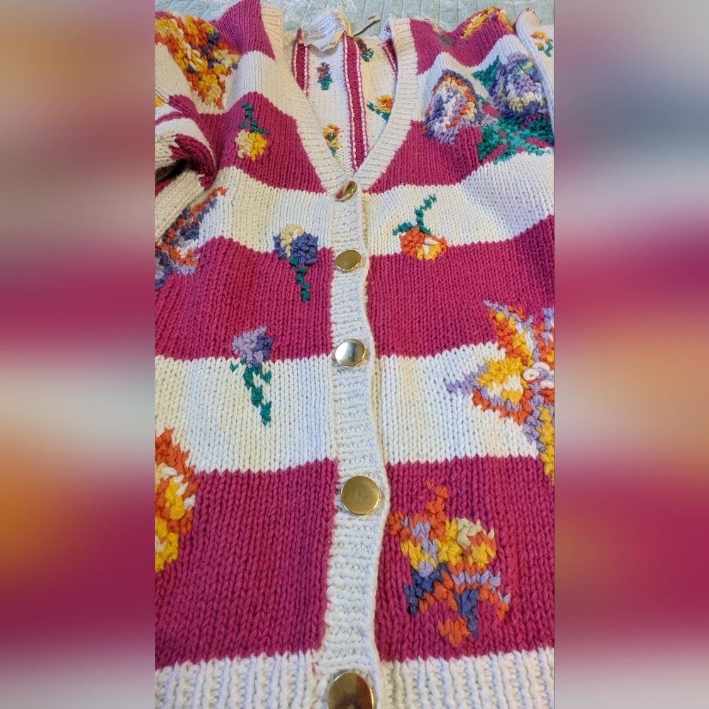 The Eagles Eyes Hand Knit, Natural Fibers Sweater - Size M/L - Picture 7 of 9